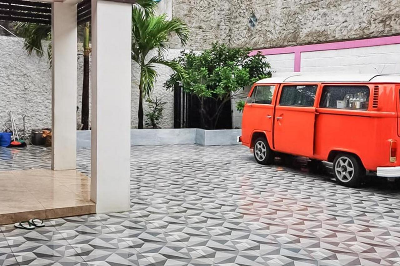 Reddoorz Plus @ Taman ماديون المظهر الخارجي الصورة